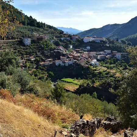 La Cabachuela * Casares de las Hurdes