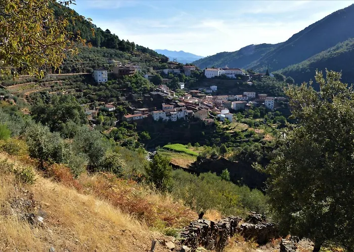 La Cabachuela * Casares de las Hurdes